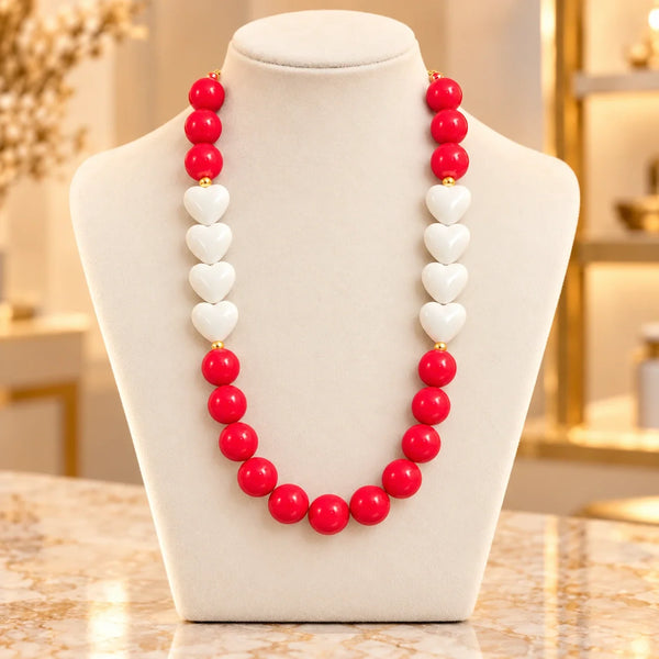 AA-C39 · Rojo & Corazones Blancos · Exhibidor boutique